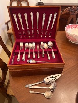 Vintage Silverplate Flatware Set with Wooden Storage Chest & Serving Pieces