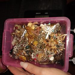 3 1/2 Pounds Of Untested Jewelry. 95% Vintage And Antique