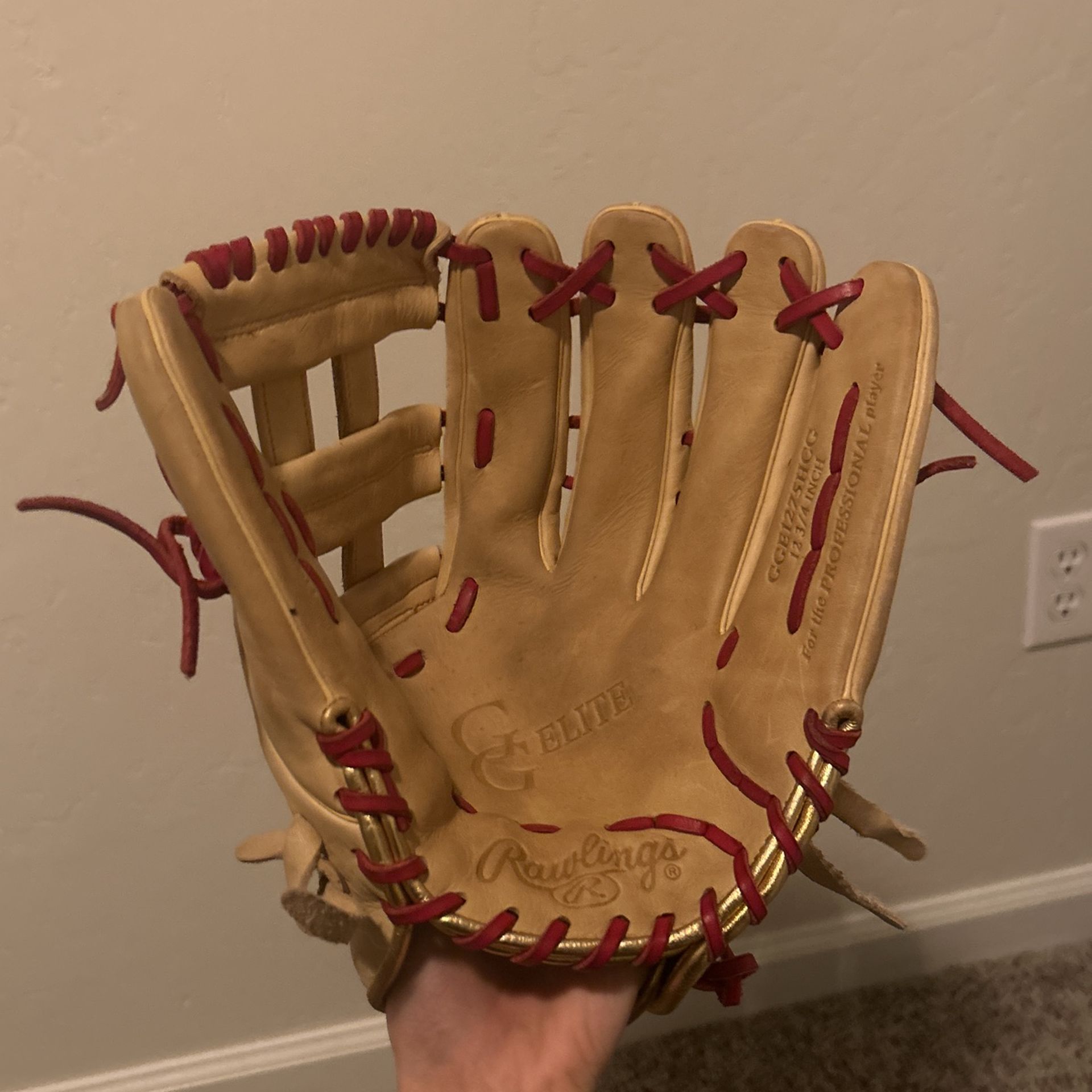baseball glove