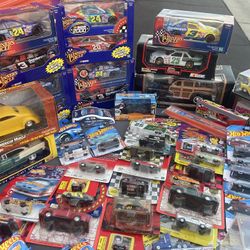 HOT WHEELS COLLECTIBLES 