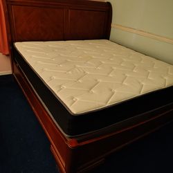 King bed and dresser