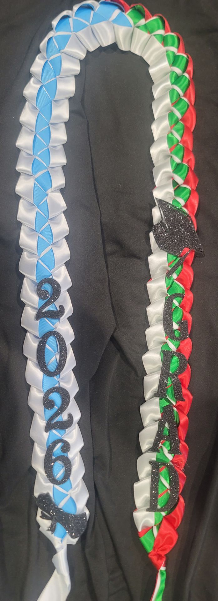 Ribbon Leis/ collares de liston