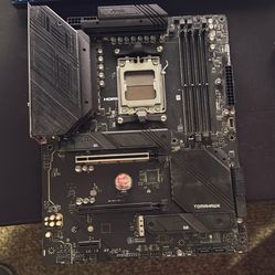 MSI B650 MAG TOMAHAWK WIFI MOTHERBOARD 