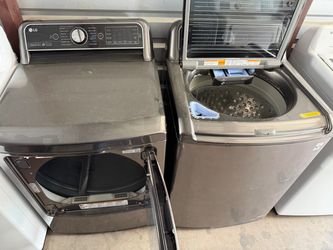 Lg washer and electric dryer 5.0&7.4cuft