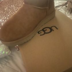 New  Ultra  Mini   Uggs 