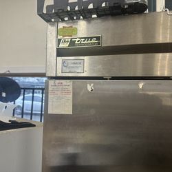 Fridge / Freezer For Sale