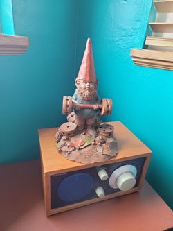Tom Clark Gnomes1985
