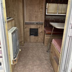 1988 Komfort Travel Trailer 