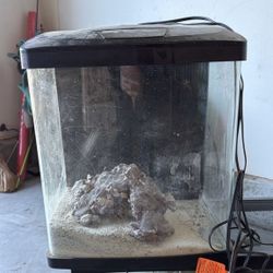 18 Gallon Aquarium 
