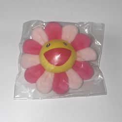 Takashi Murakami Flower Plush Pin （3.5-inch） Pink