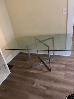 VERY NICE GLASS TABLE