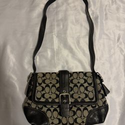 Original - (VINTAGE) Coach Bag | Coach Hampton Signature Black Shoulder Bag