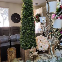 Faux Boxwood In Wood Box S/2