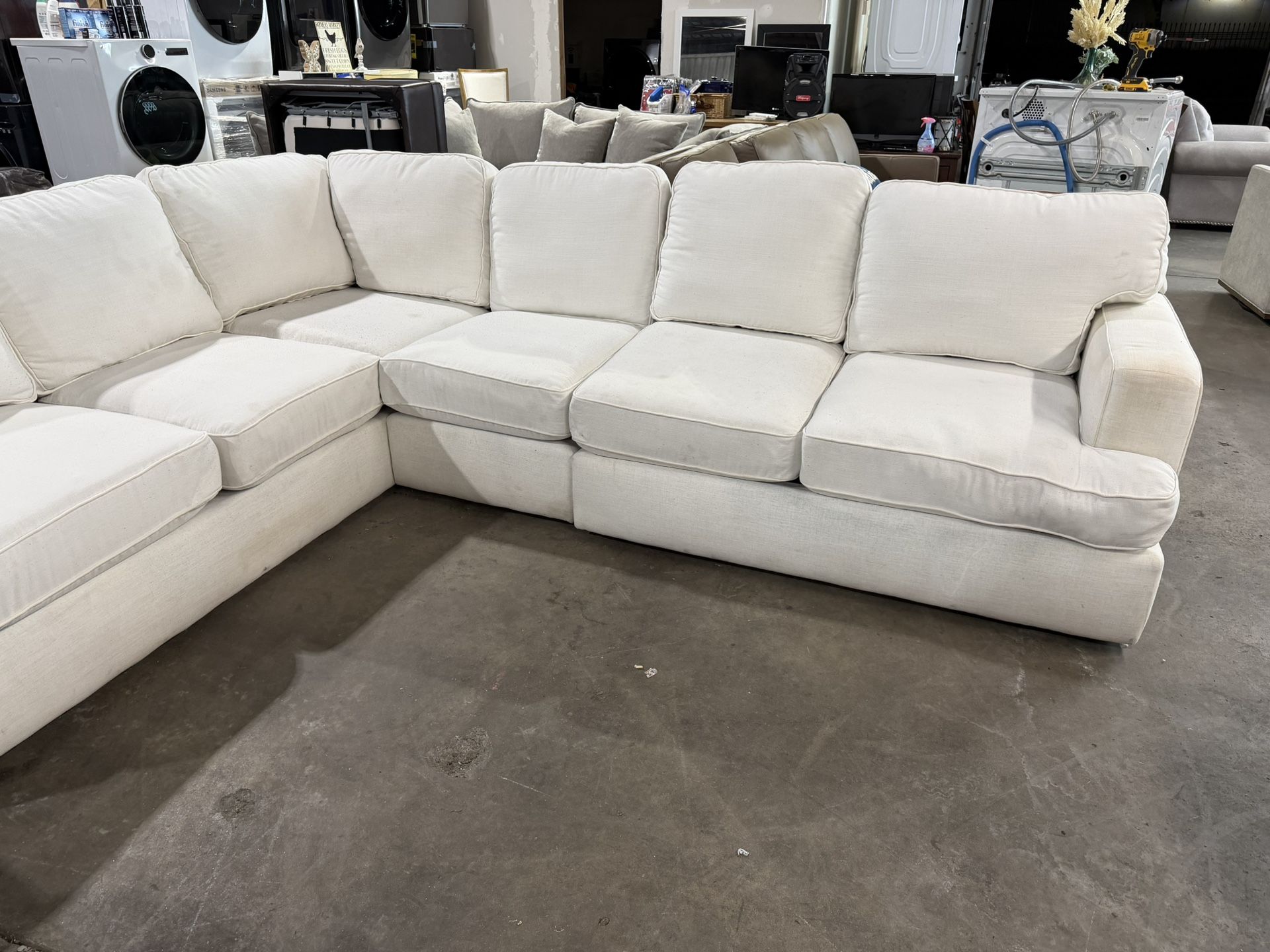 White Cream Couch Read Description