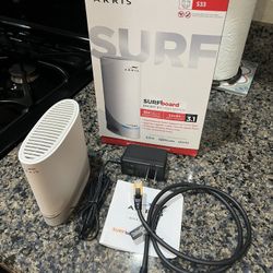 Arris Surfboard S33 Internet Modem