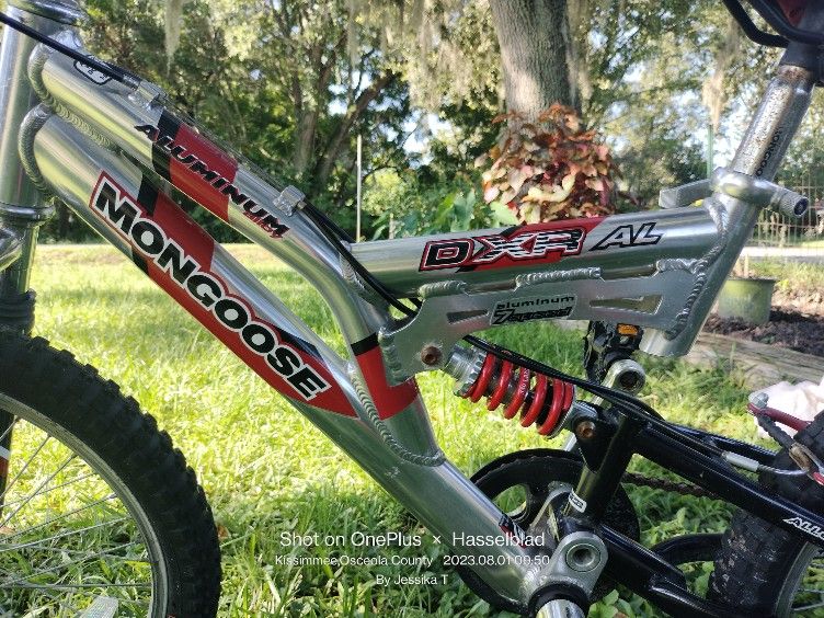 Mongoose dxr al 7 speed hotsell