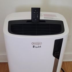 Portable AC De'Longhi 4 In 1 Air Conditioner , Heater , Dehumidifier And Fan
