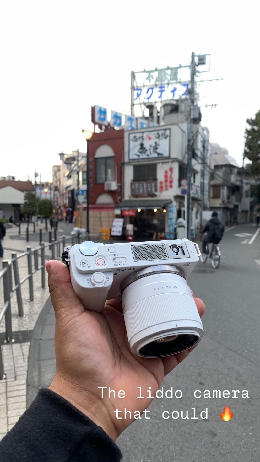 Sony Zve10 With 56mm 1.7