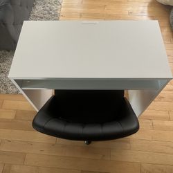 Compact Desk And Chair 