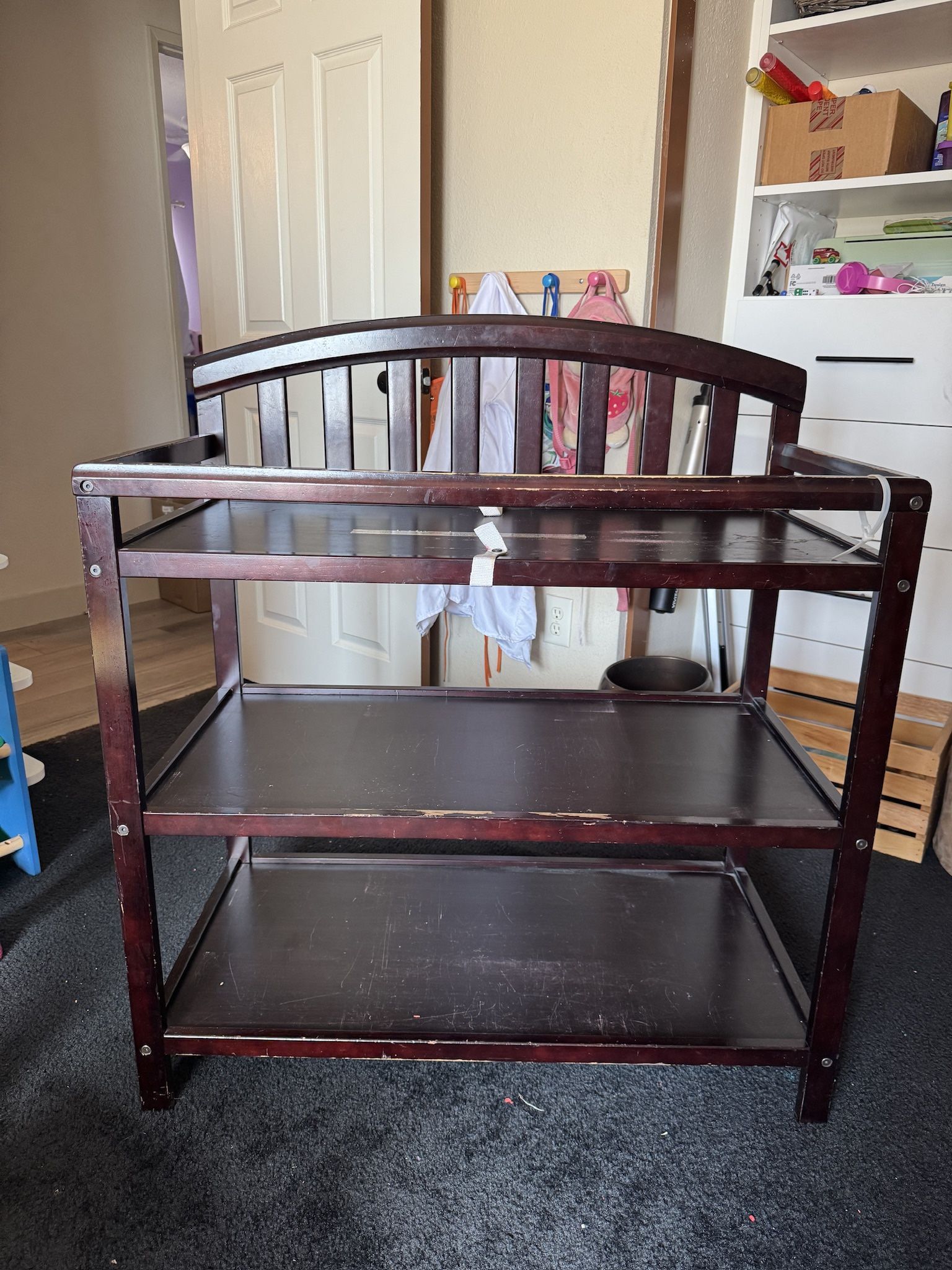 Changing Table, Shelves, With Topper