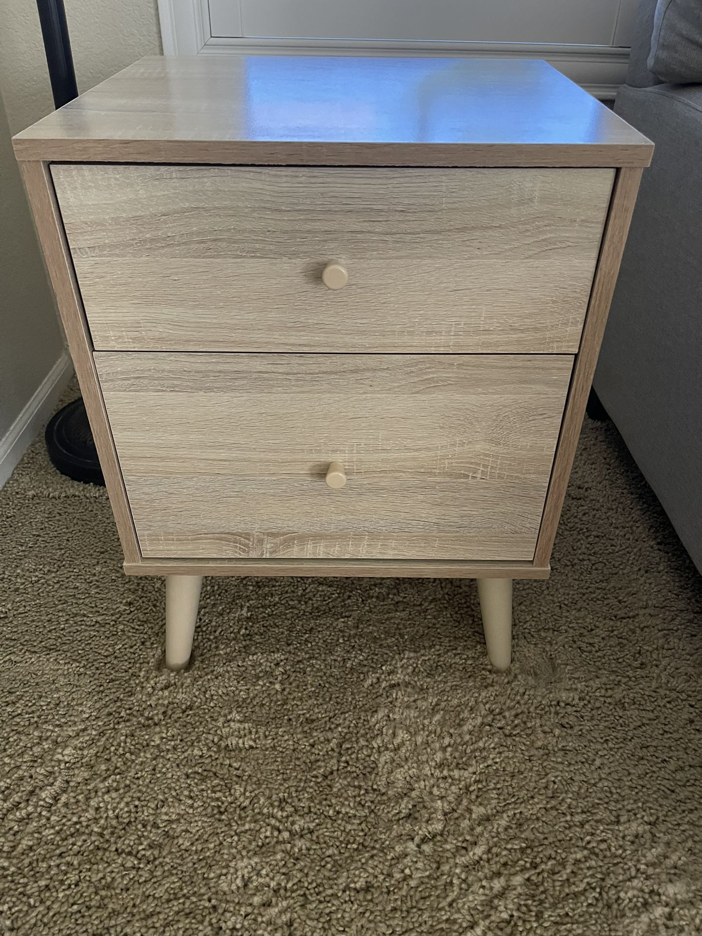 Nightstand/ End Table