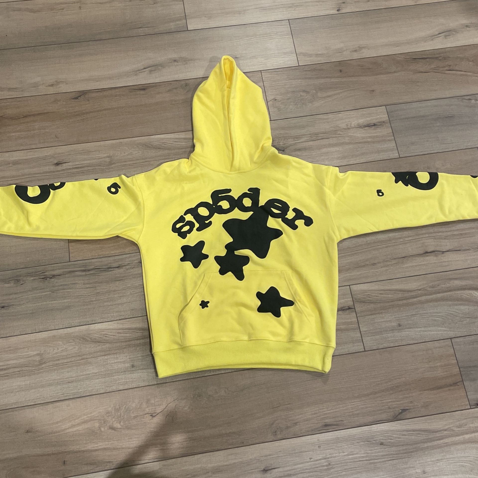 YELLOW AND BLACK SPIDER HOODIE