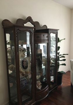 Gorgeous dark mahogany display chest shelf