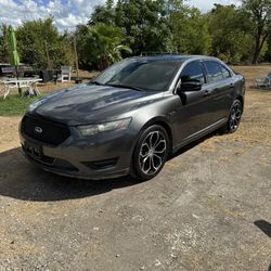 2015 Ford Taurus