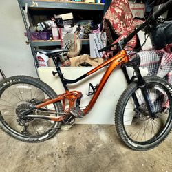 2022 Giant Trance X Full Suspension 