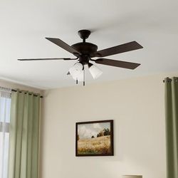 52-in Ceiling Fan/Light and Pull Chain /5 -Blade