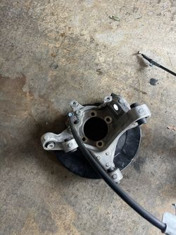 2019 Q50 Left Rear Passenger Side Spindle