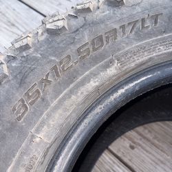 35x12.50R17 LT M/T