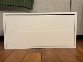 Wall mounted night stand