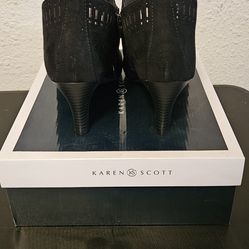 Black Booties Women's Size 10.5