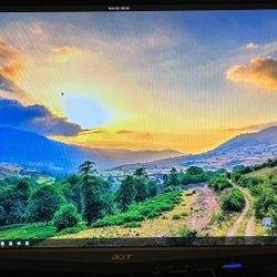 Two Acer Monitors with HDMI cables 