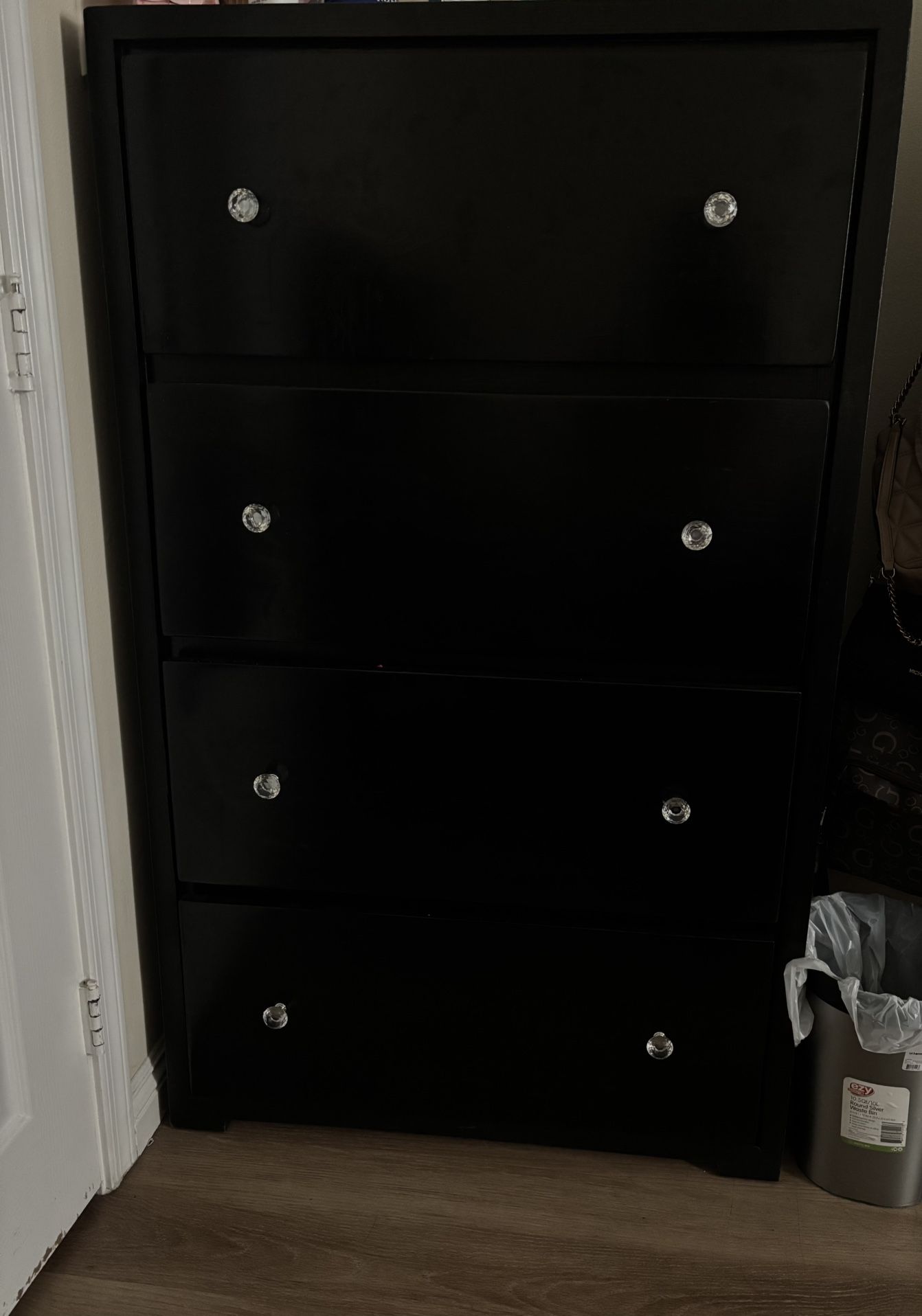 4 Drawer dresser