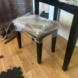 Wood (black) vanity with mirror & lights. Stool included
