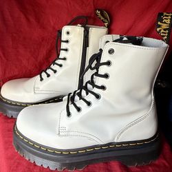 Dr. Martens Jadon Platforms | White 