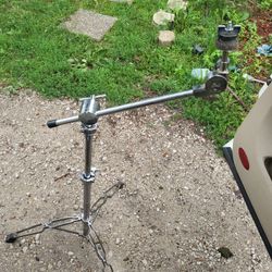 Heavy duty pearl Cymbal boom stand
