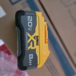 Dewalt 20v Power Pack Xr 8AH Battery 