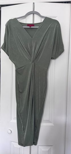Jennifer Lopez green shimmer dress