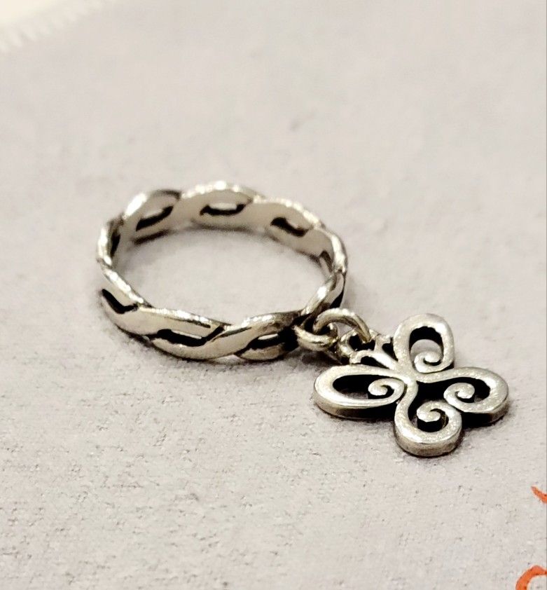 JAMES AVERY Vintage/Retired Twisted Dangle Ring with Butterfly Charm