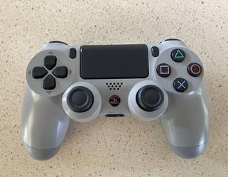 PS4-5 controller for trade or sale