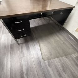 Office Desk/ Escritorio 