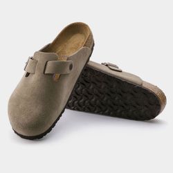 Birkenstock Clog Size 8 Men’s