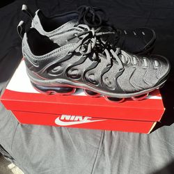 Nike VaporMax Plus 11.5