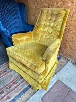 Vintage Mid Century Tufted Club Chair