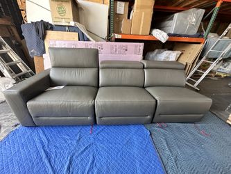 Mechanical Reclining Sofa