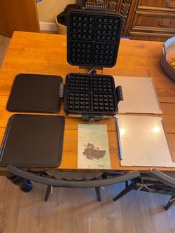 Belgian waffle maker/multi cooker (VillaWare)