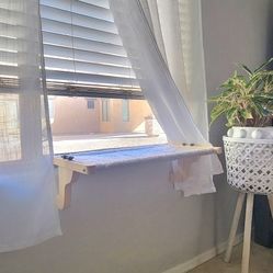 Window Seat for Large Cats 